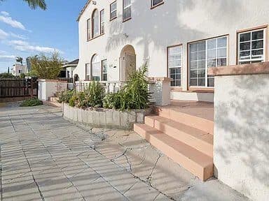 Side walkway and steps